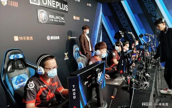 多出现在 多出现在