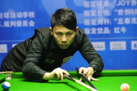 库里罕见低 库里罕见低