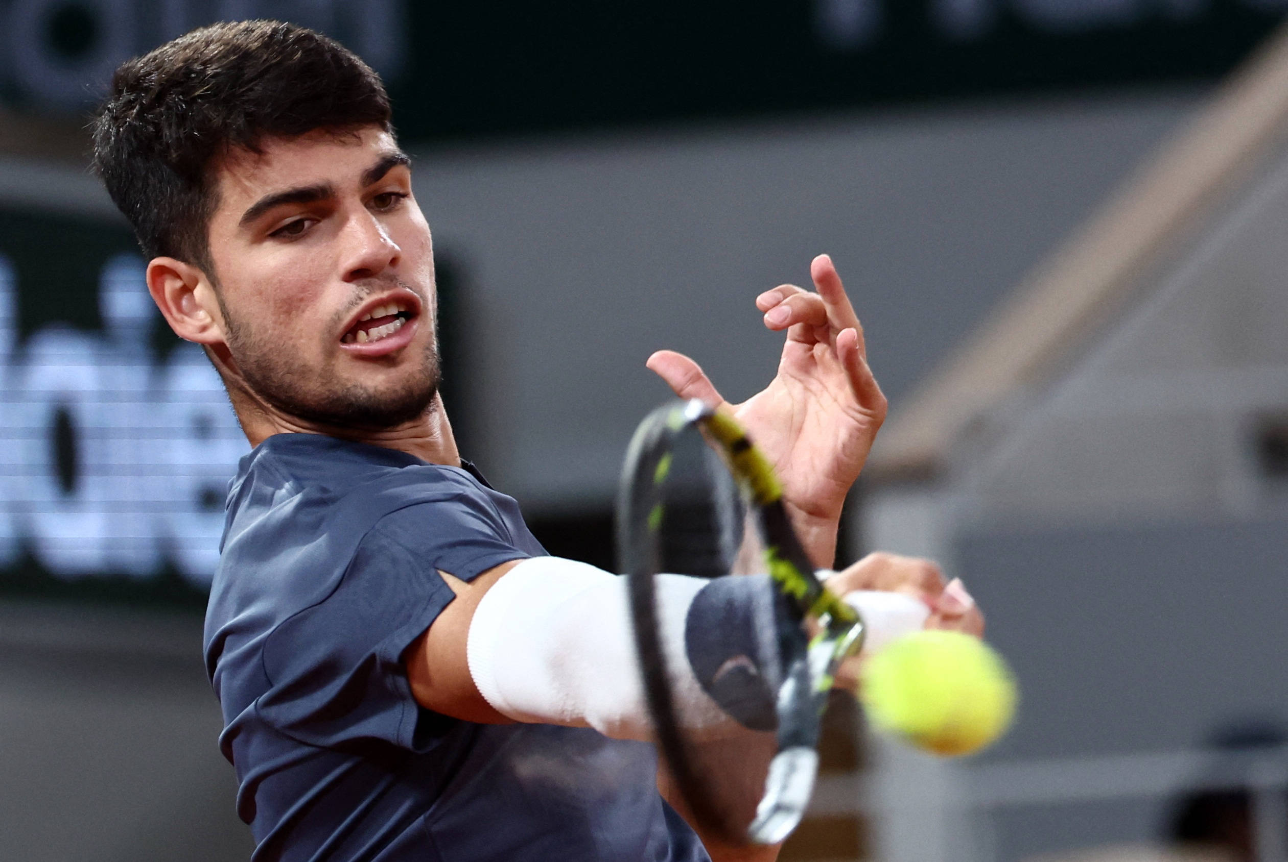 参赛中表现 参赛中表现