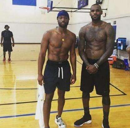 做个观众 做个观众