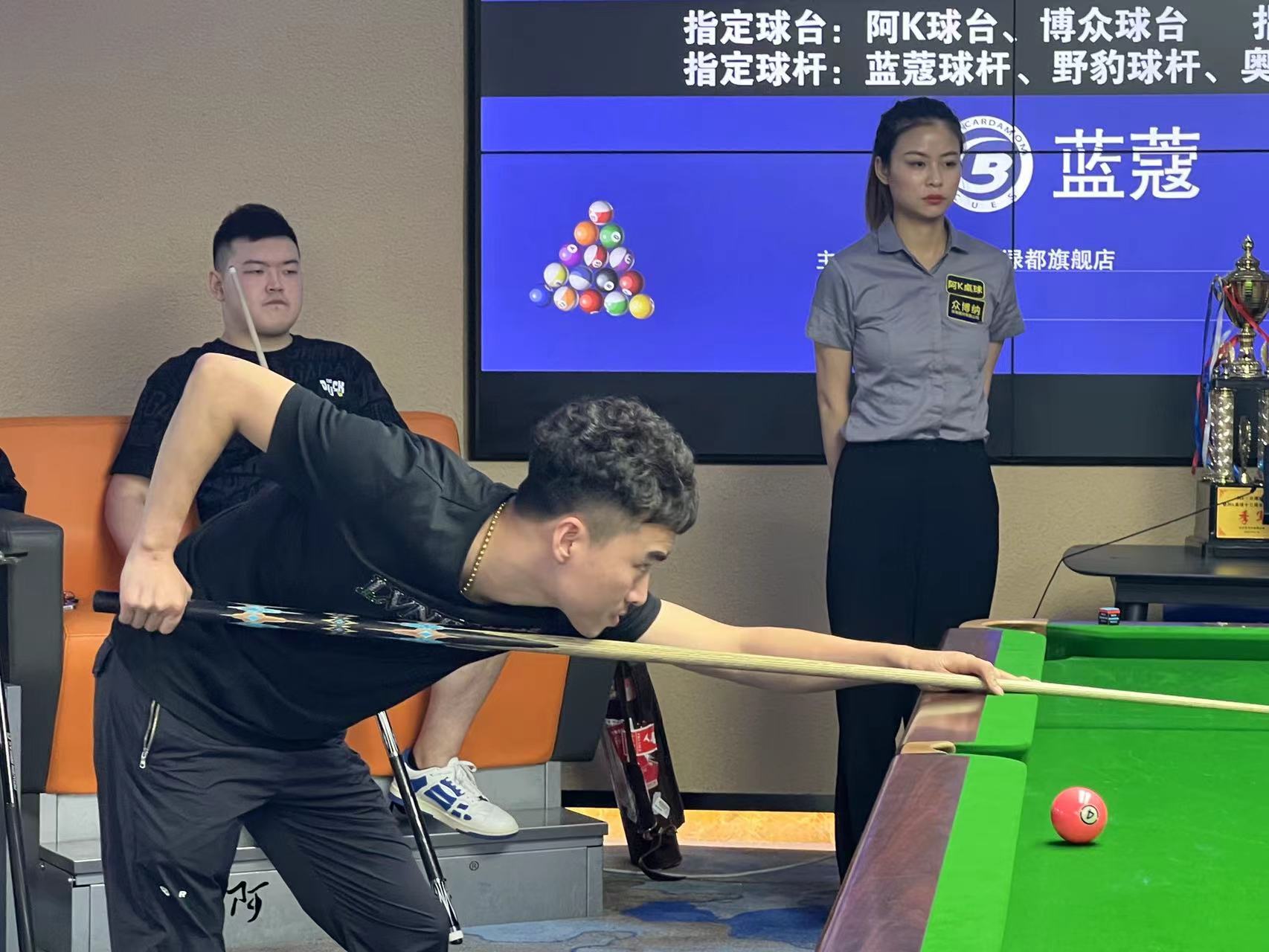 海海港的核 海海港的核