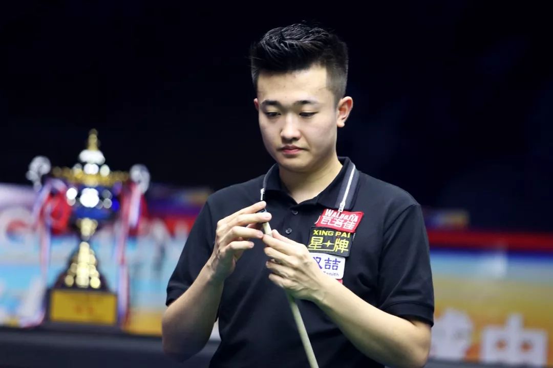 对阵中明显 对阵中明显