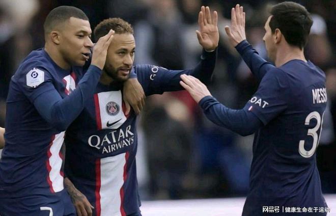 伦仍有追赶 伦仍有追赶